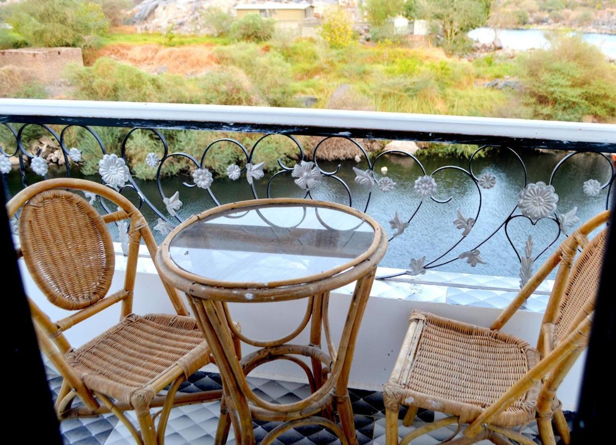 Onaty Ka Guest House Assuan Esterno foto